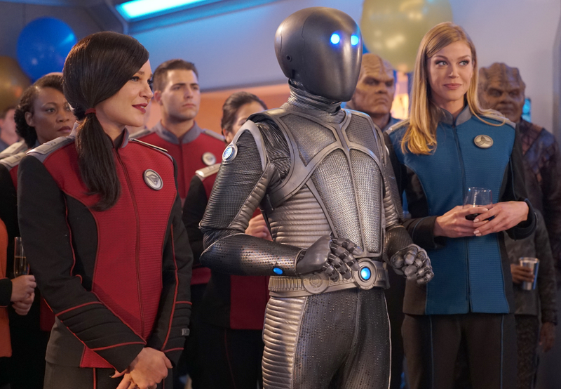 Illustration for article titled The Orville takes Isaac home in a fantastic episode